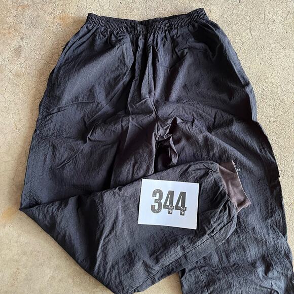 Vintage‎ 90s Nike Black Boy M 10-12 Sporty Nylon Jogger Windbreaker Swishy Pants - Picture 8 of 11